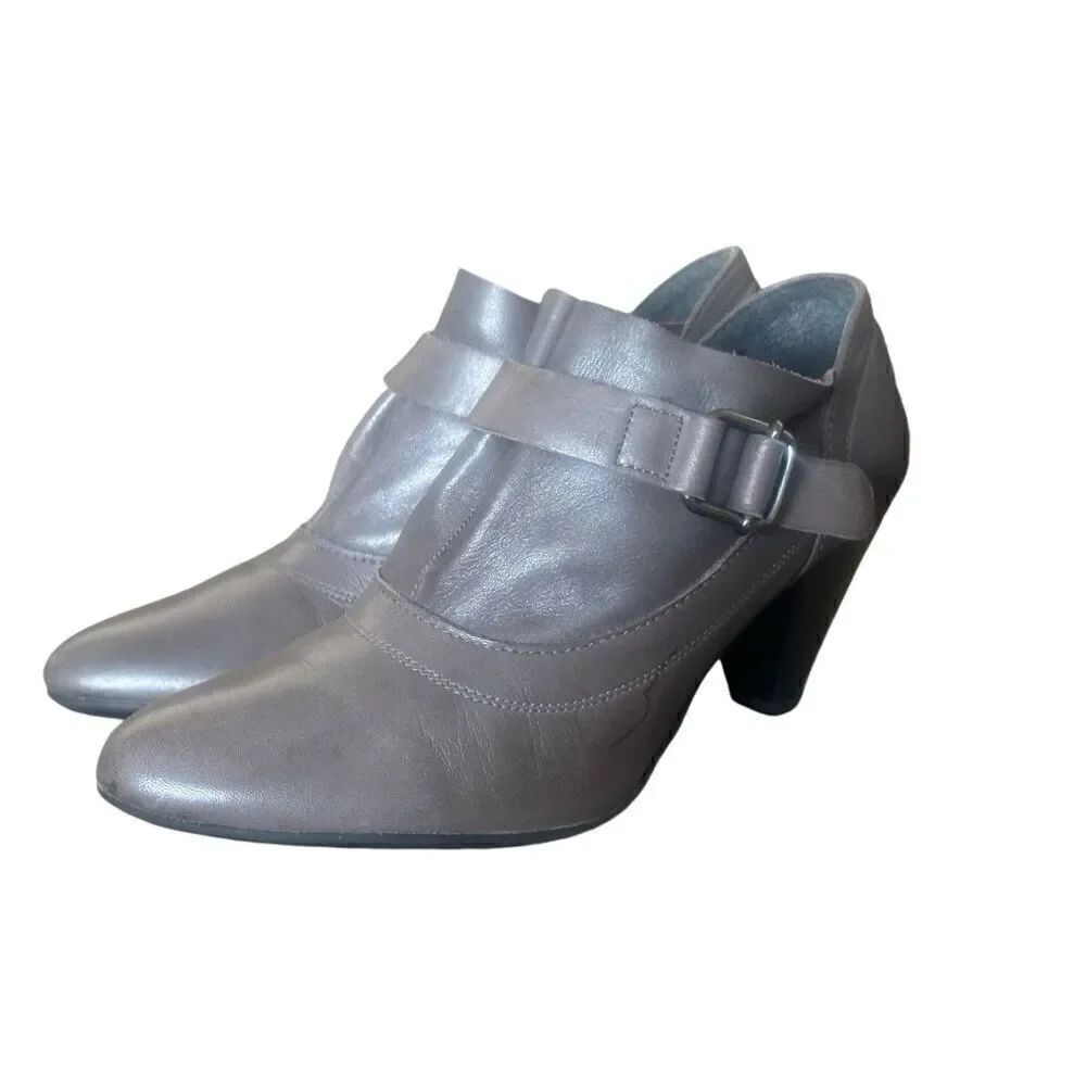 The Flexx Gray Leather Ankle Shoes Size 9